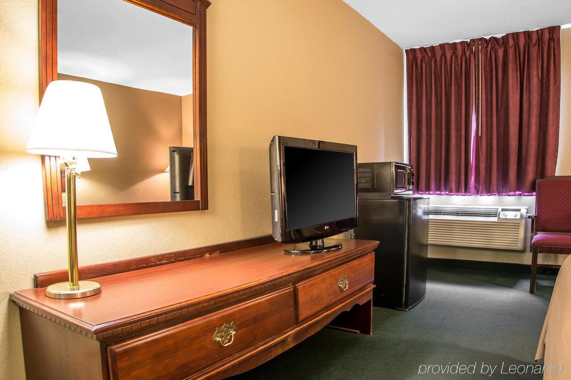 Hotel Super 8 By Wyndham Chambersburg I-81 Exterior foto